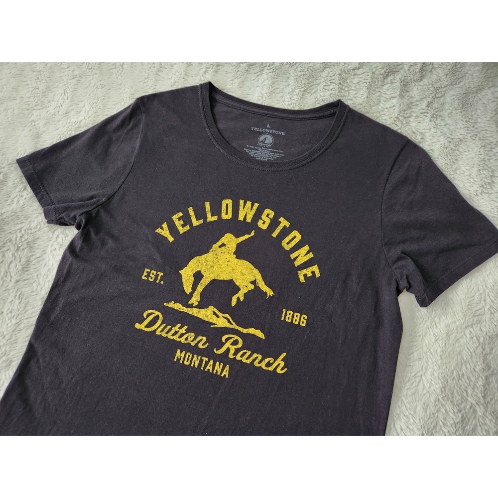 Official Yellowstone Dutton Ranch Montana Black Graphic T-Shirt Womens L TV Show